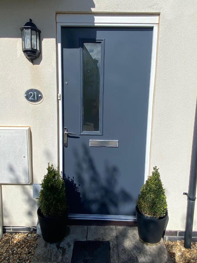 Lovely 2 Bedroom, 2 Bathroom House With Parking. Plymouth Eksteriør bilde
