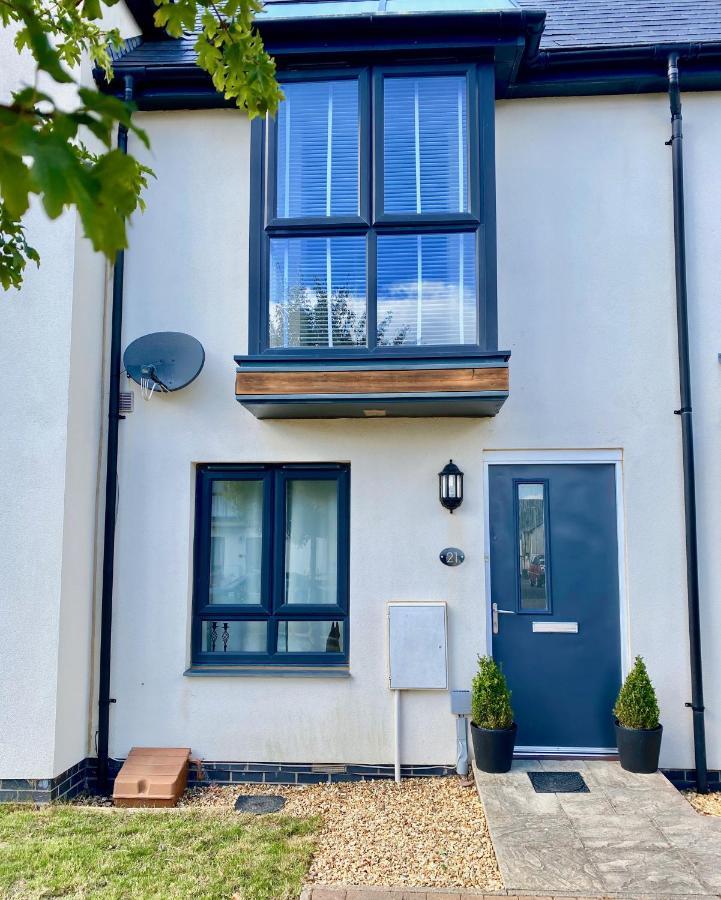 Lovely 2 Bedroom, 2 Bathroom House With Parking. Plymouth Eksteriør bilde