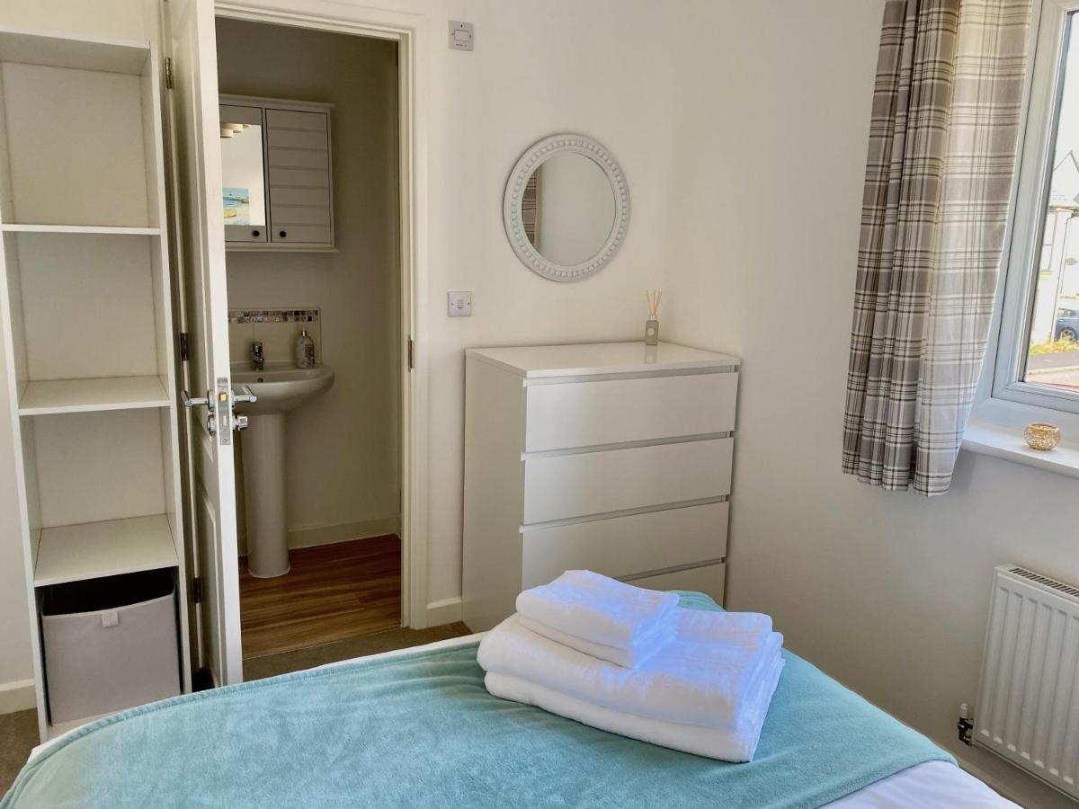 Lovely 2 Bedroom, 2 Bathroom House With Parking. Plymouth Eksteriør bilde